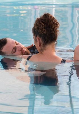 וואטסו, בוקר לאימהות ותינוקות במים, טיפולי מים בהריון​​